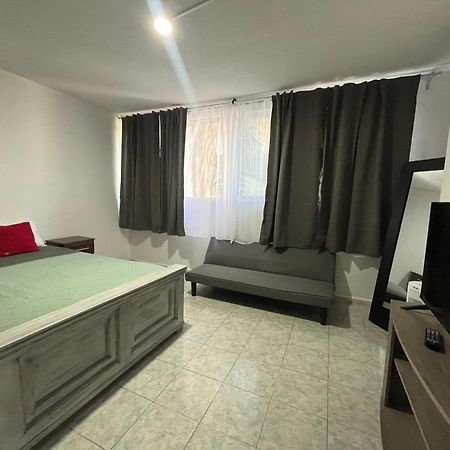 8 Venator House Boutique Apartamento León Exterior foto