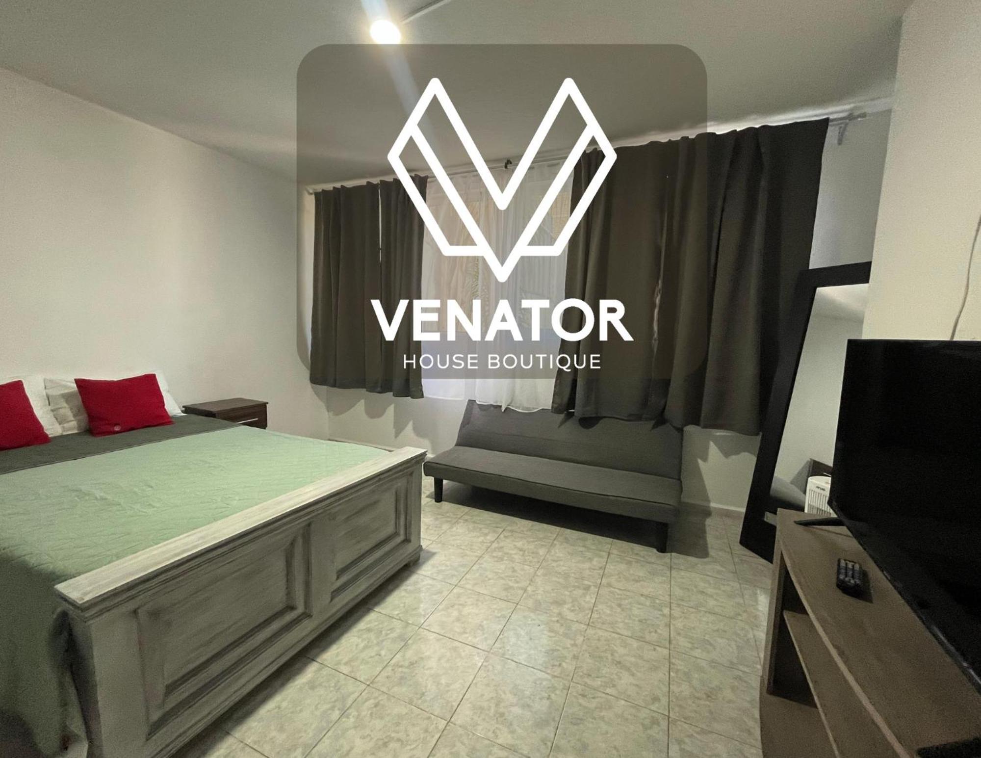 8 Venator House Boutique Apartamento León Exterior foto